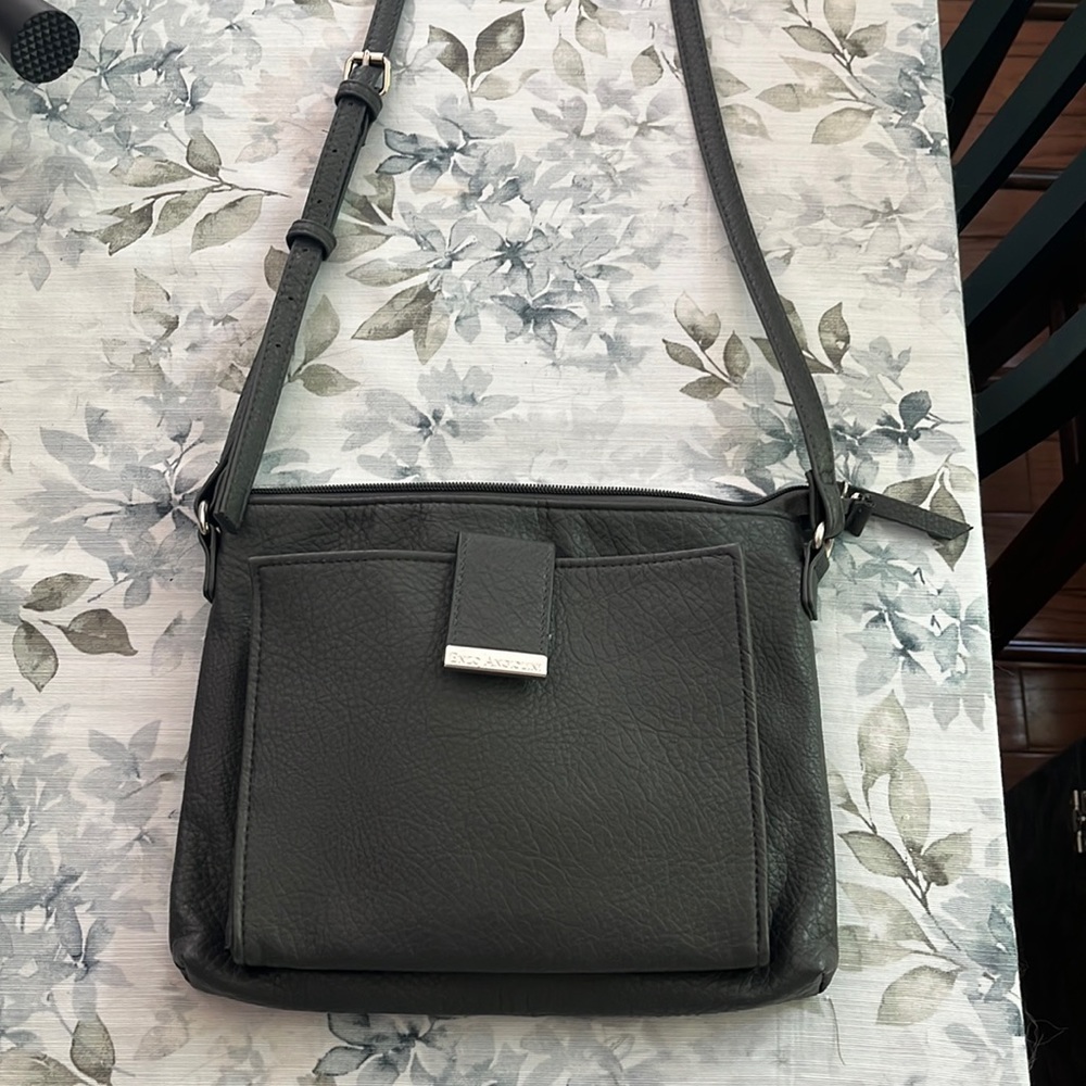 Crossbody purse